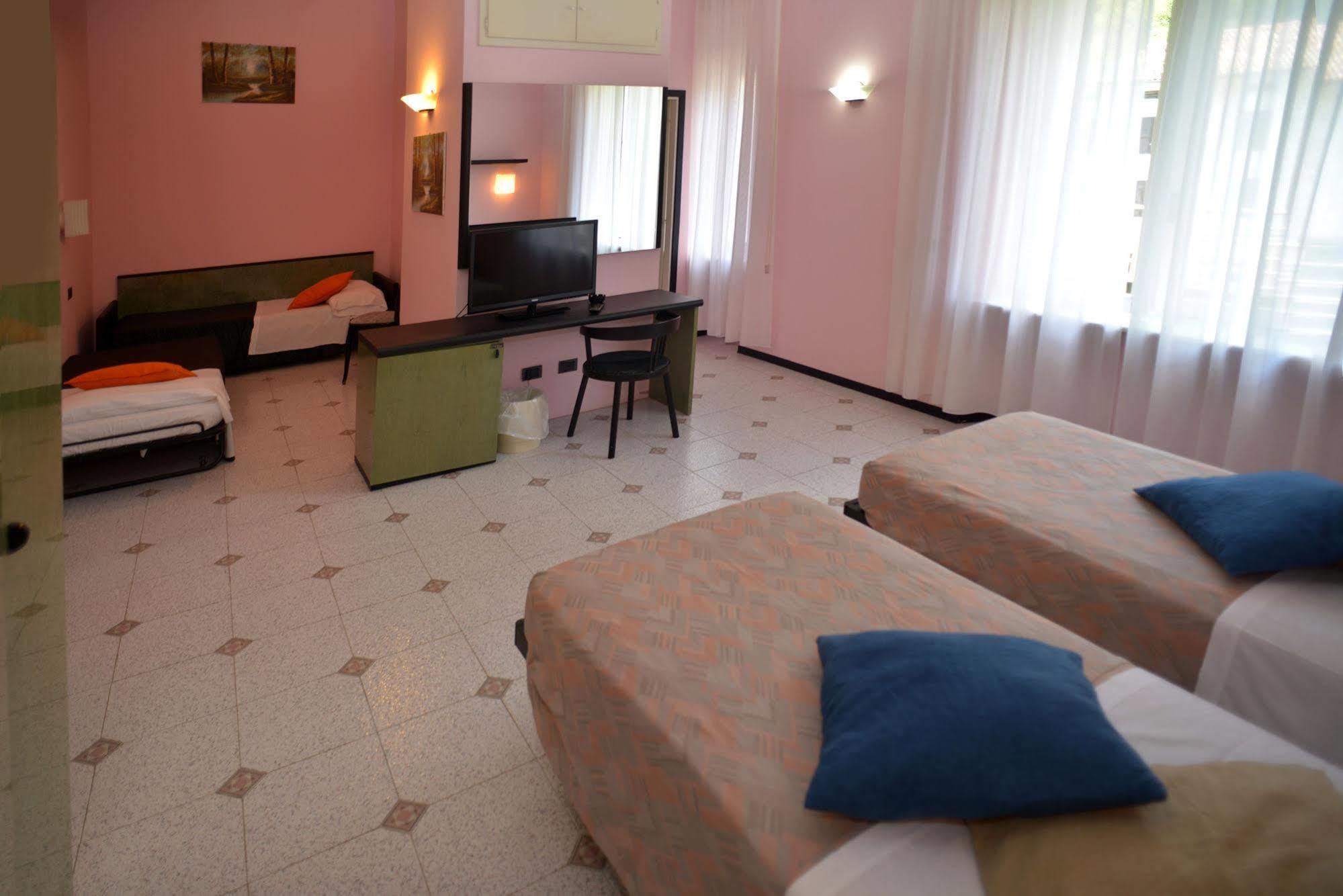 Hotel Salus 3*